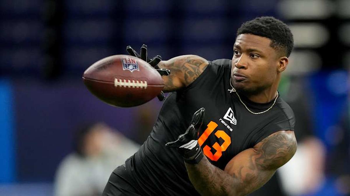  Feb 28, 2026; Indianapolis, IN, USA; Alabama running back Jam Miller (RB13) during the NFL Scouting Combine at Lucas Oil Stadium. Mandatory Credit: Kirby Lee-Imagn Images | Kirby Lee-Imagn Images 