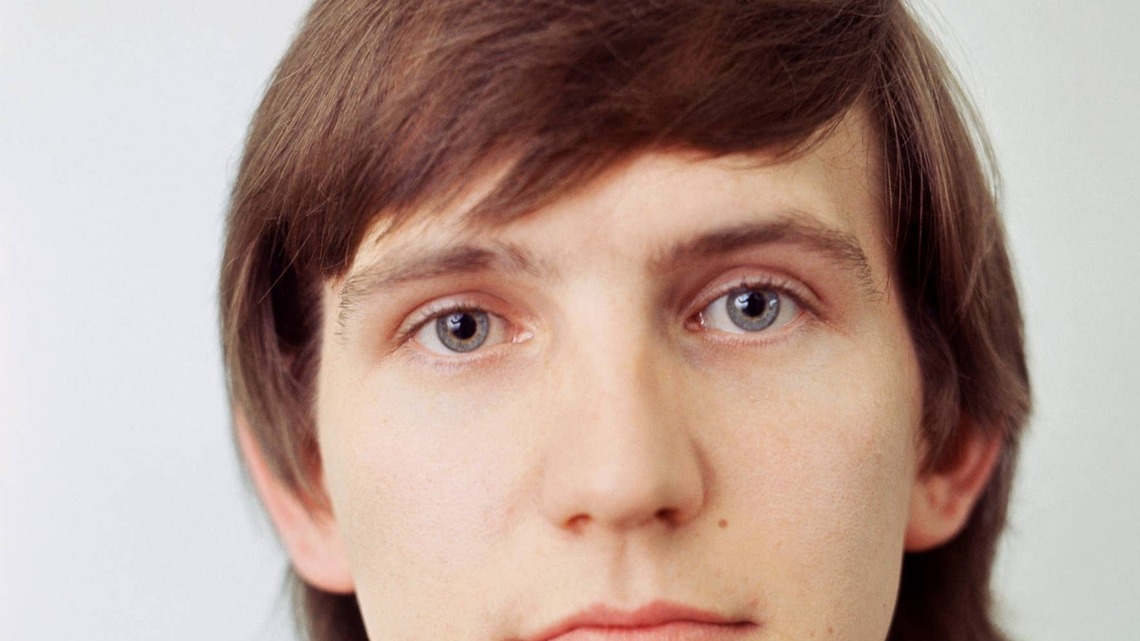 1965 Rock Song, With 19-Year-Old Singer of The Mindbenders, Became a Career-Defining No. 1 Hit 
