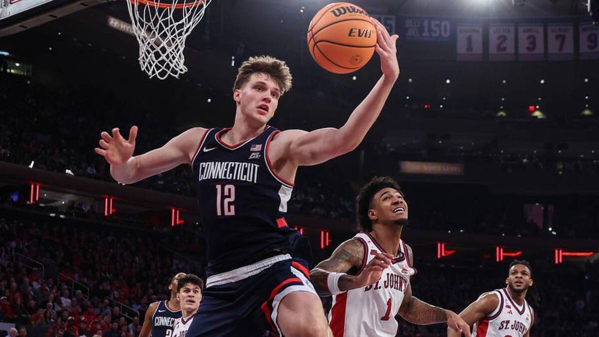  Feb 6, 2026; New York, New York, USA; UConn Huskies center Eric Reibe (12) at Madison Square Garden. Mandatory Credit: Wendell Cruz-Imagn Images | Wendell Cruz-Imagn Images 