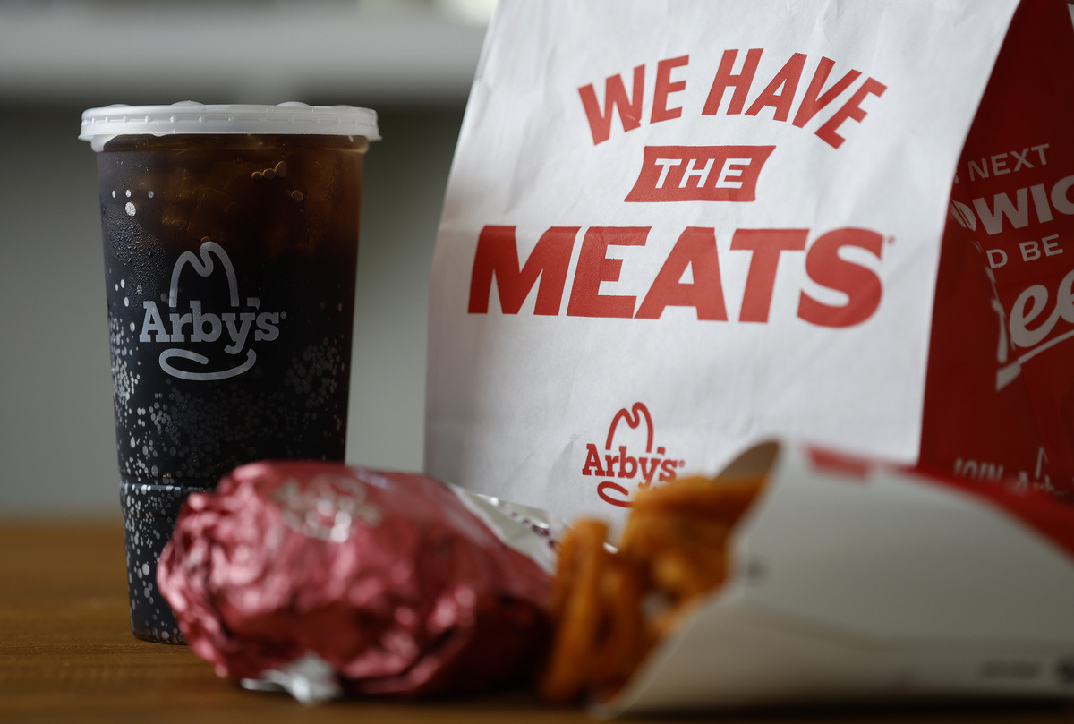  Arby’s is offering discounts for Father’s Day this year. 