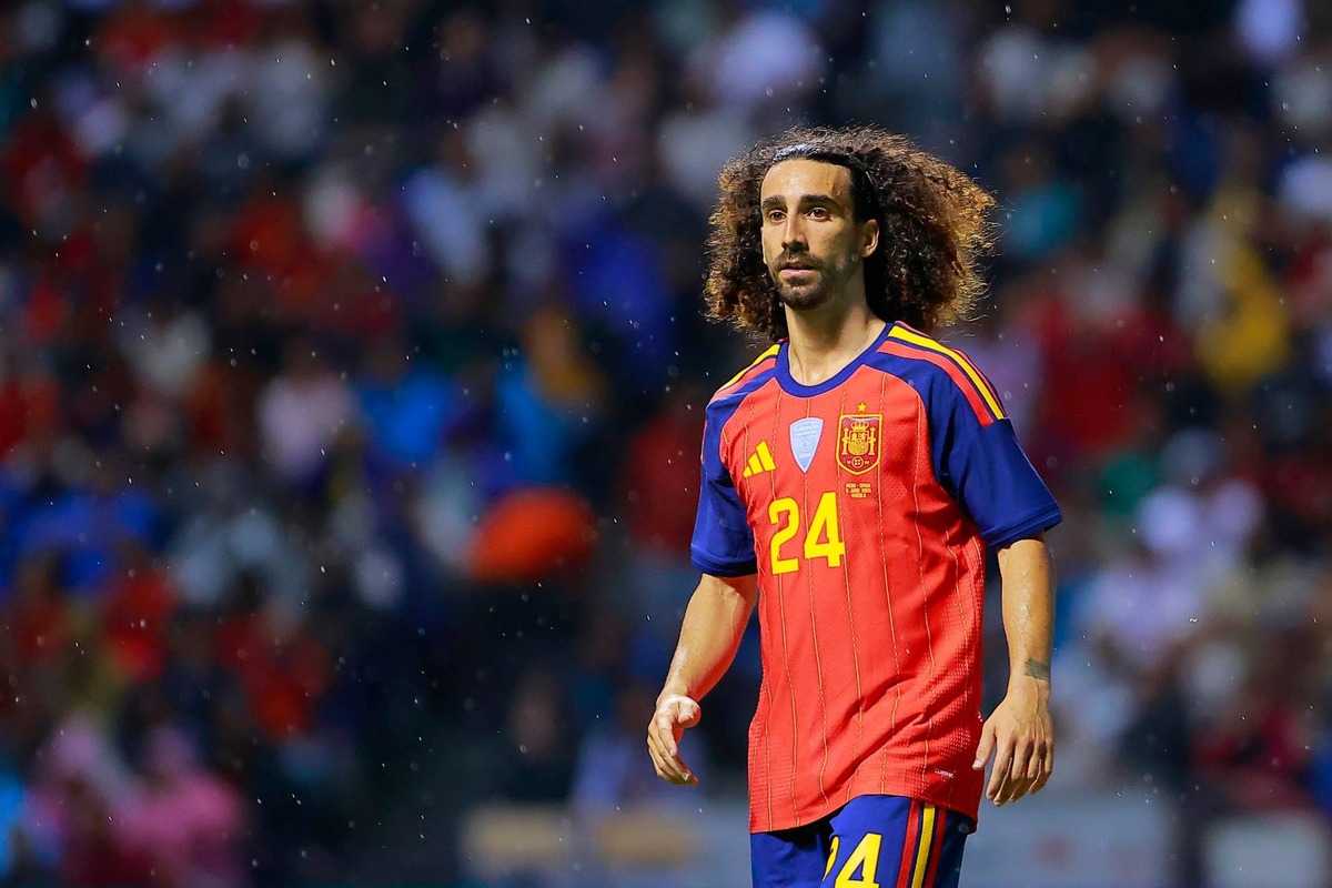  Marc Cucurella looks on during the international friendly match between Peru and Spain. Photo by Cesar Gomez/Jam Media/Getty Images