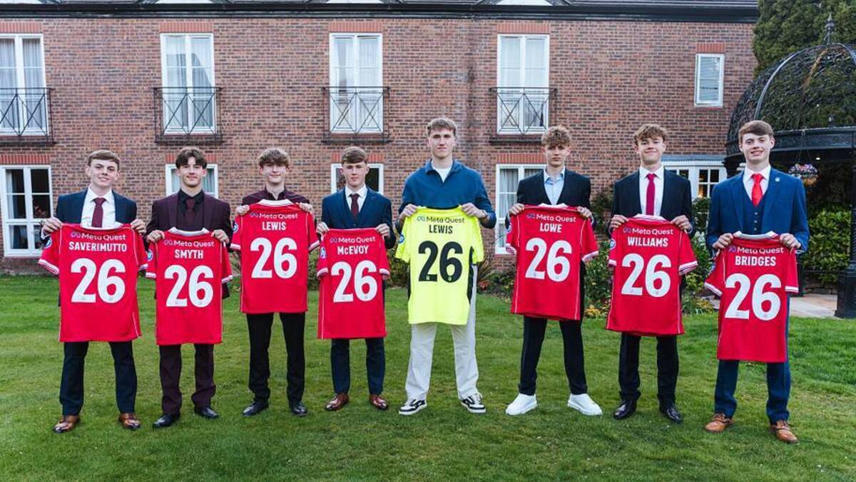  Wrexham handed scholarships to eight players. | Wrexham AFC 