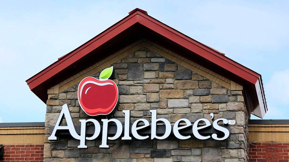 Applebee's Launches Brand-New Bacon Cheeseburger Wonton Taco Appetizer: 'I Know What I'm Ordering' 