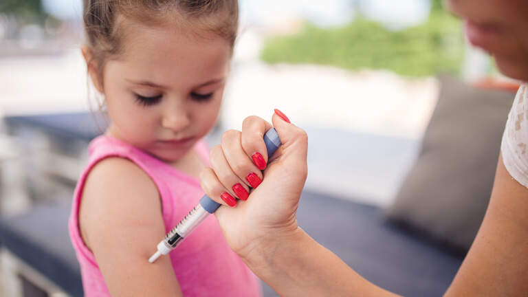 Take a deep breath and put down the needle; inhalable insulin found safe for children