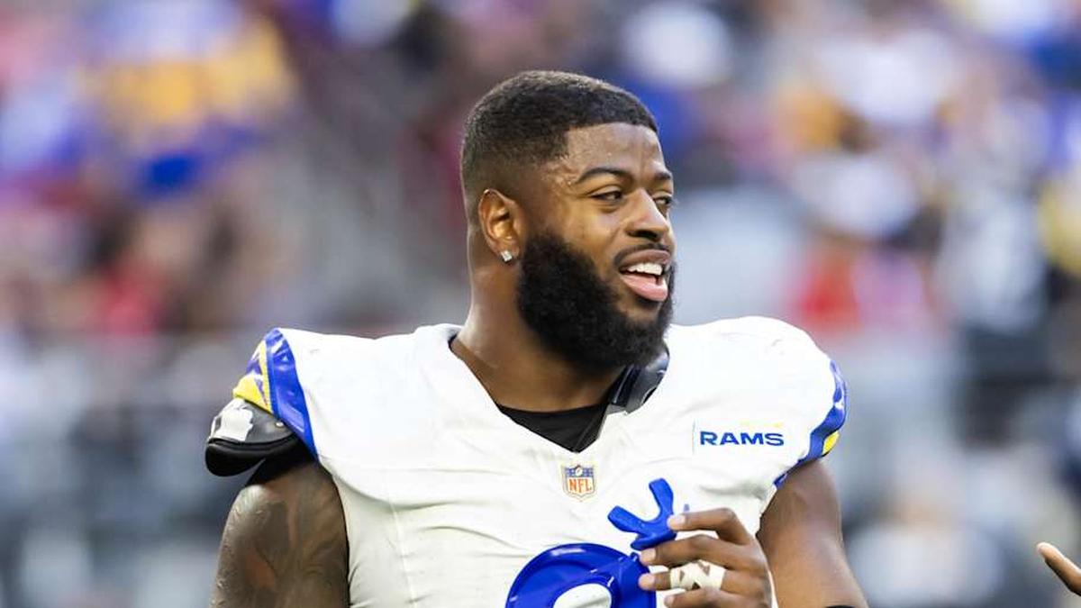 Dec 7, 2025; Glendale, Arizona, USA; Los Angeles Rams linebacker Jared Verse (8) against the Arizona Cardinals at State Farm Stadium. Mandatory Credit: Mark J. Rebilas-Imagn Images | Mark J. Rebilas-Imagn Images 