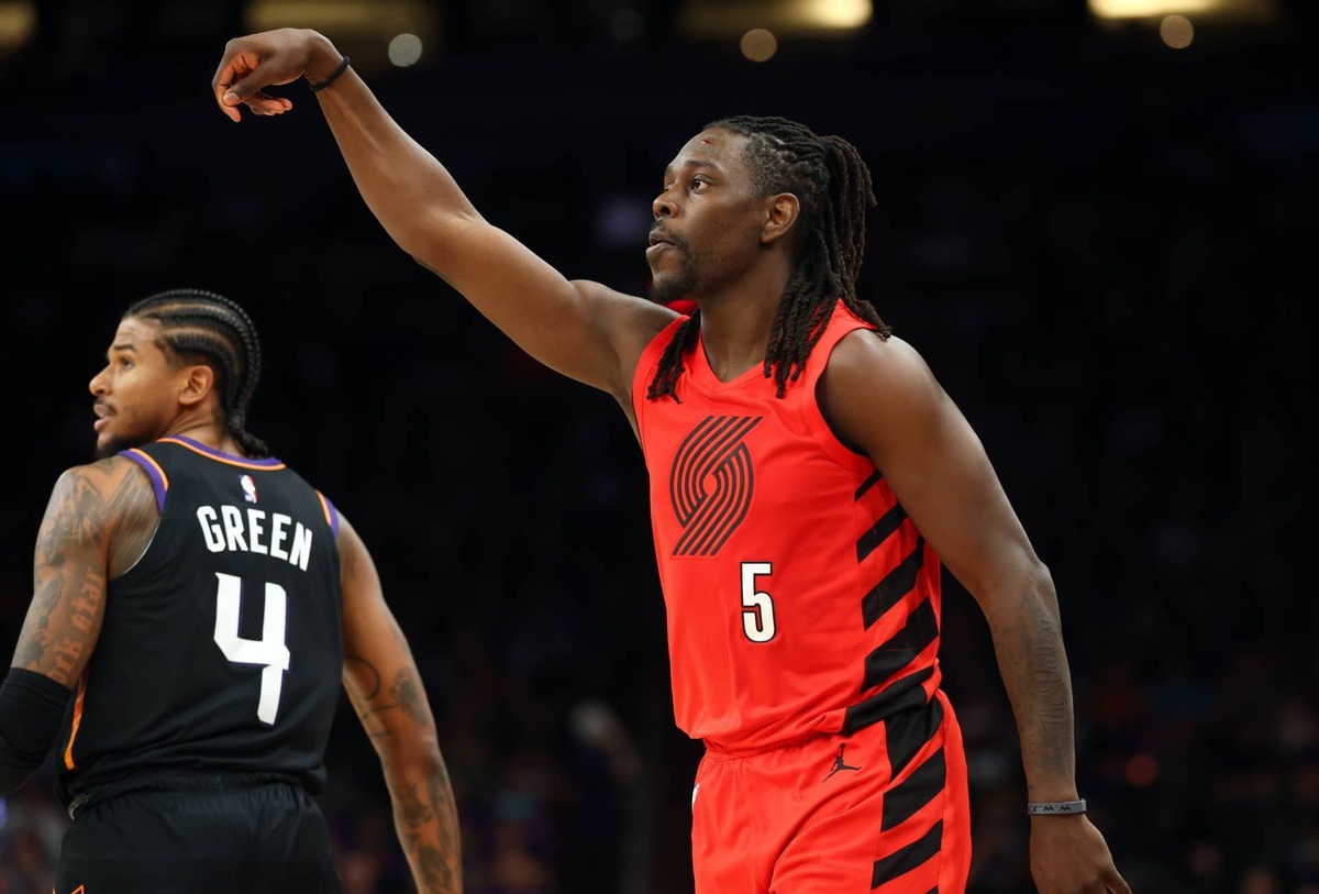  Jrue Holiday's fantasy outlook depends heavily on how Portland ultimately defines its crowded backcourt rotation entering opening night.