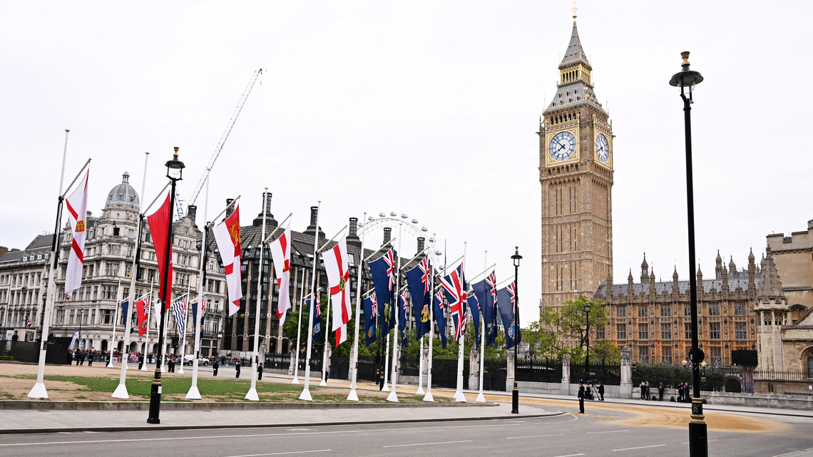 Britain eases infrastructure approval rules to boost investment
