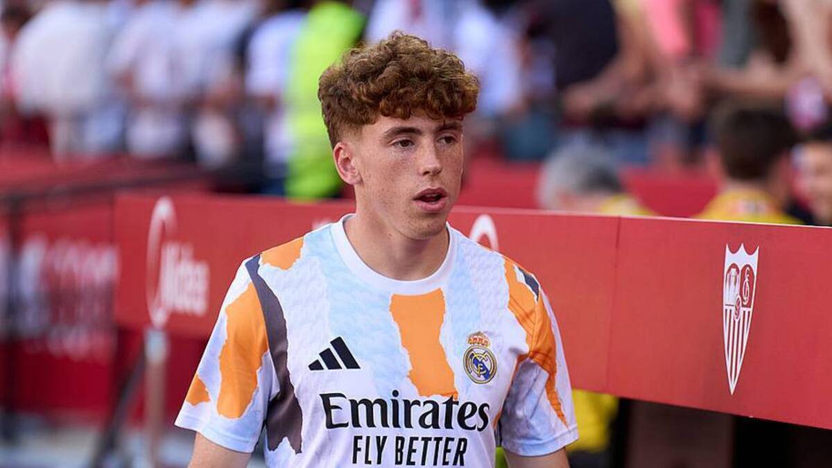  Víctor Muñoz made four appearances for Real Madrid. | Angel Martinez/Getty Images 
