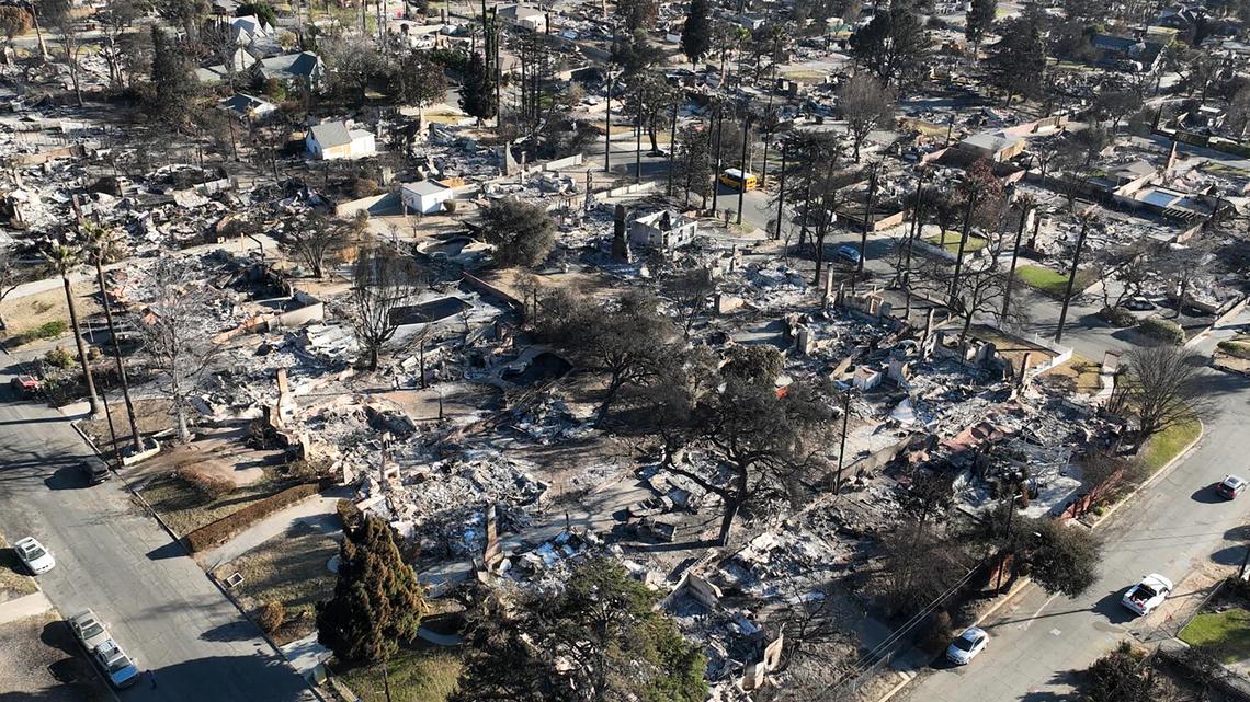 Eaton fire: Report finds no failures in Altadena evacuations. Critics decry lack of accountability 