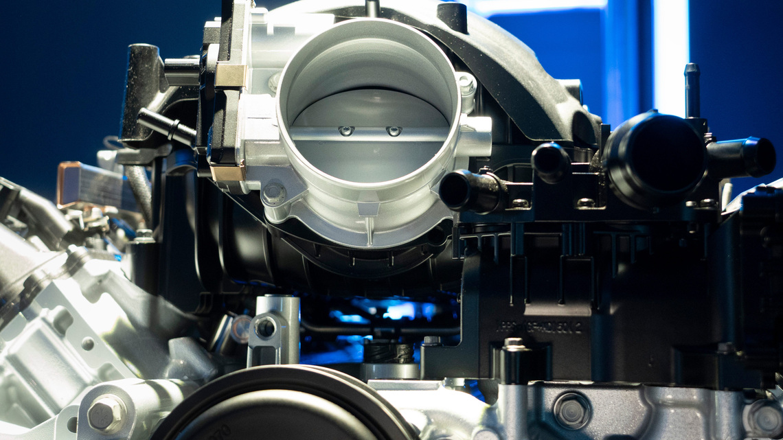 GM drops dipstick on new V-8s, switching to electric engine oil syste 
