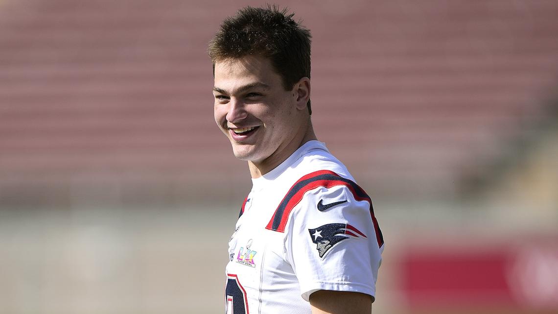 New England Patriots QB Drake Maye Looks Jacked in New Offseason Photo 