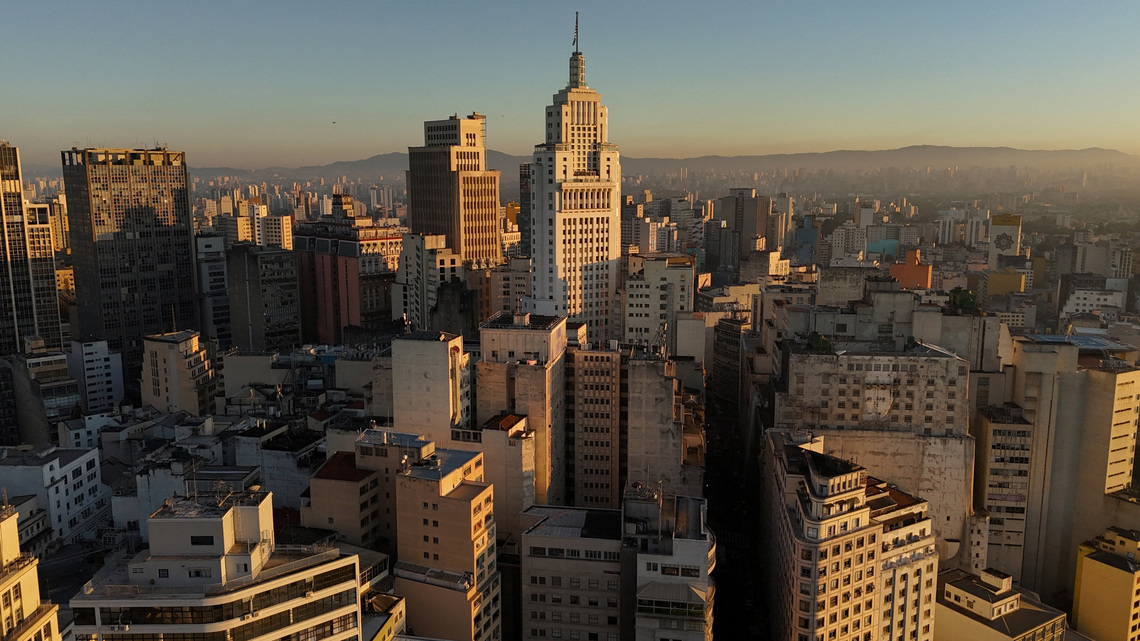Brazil's budget deficit nears pandemic-era levels as fiscal concerns linger 