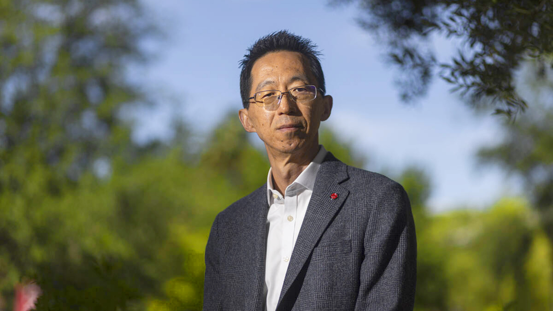 Las Vegans are bad with their money. Meet the guy who wants to change that 
