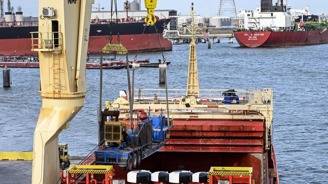 Oil expats desperately needed in Venezuela don't want to go home