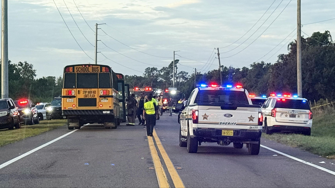 School bus crash kills two, including Winter Haven High student 