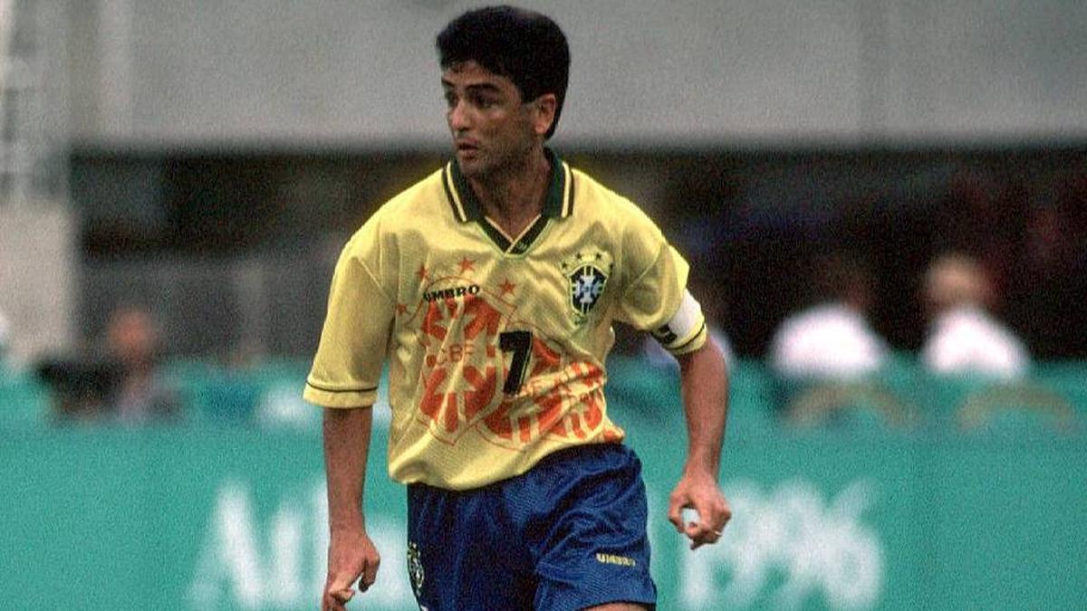  Bebeto was in the twilight of his career. | IMAGO/Magic 