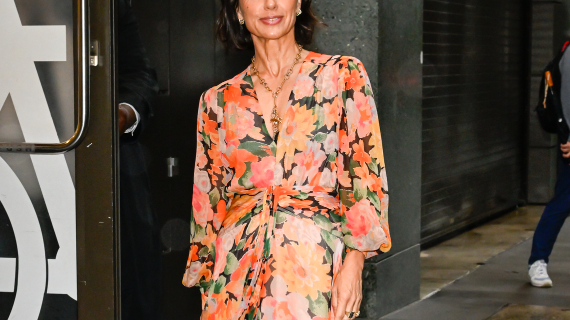 Constance Zimmer Is Making This Flattering Fall Dress Her New Go-to 