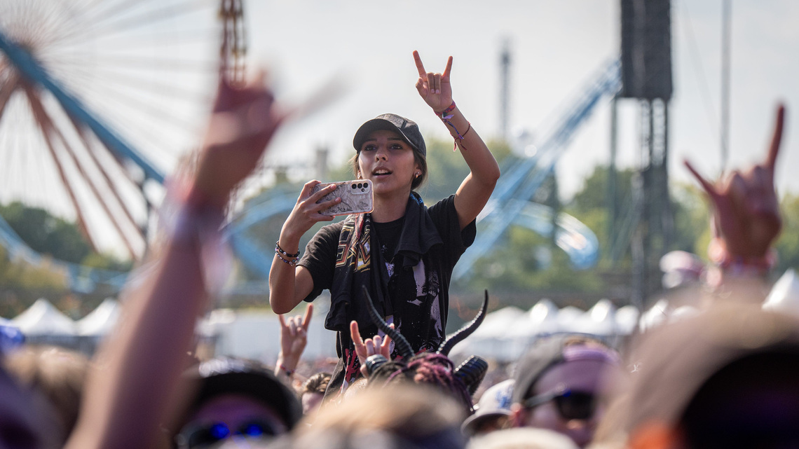 Your 2026 guide to Louder Than Life parking and road closures 