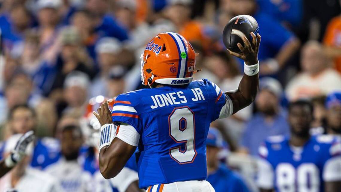 QB Change Expected for Gators vs. Texas