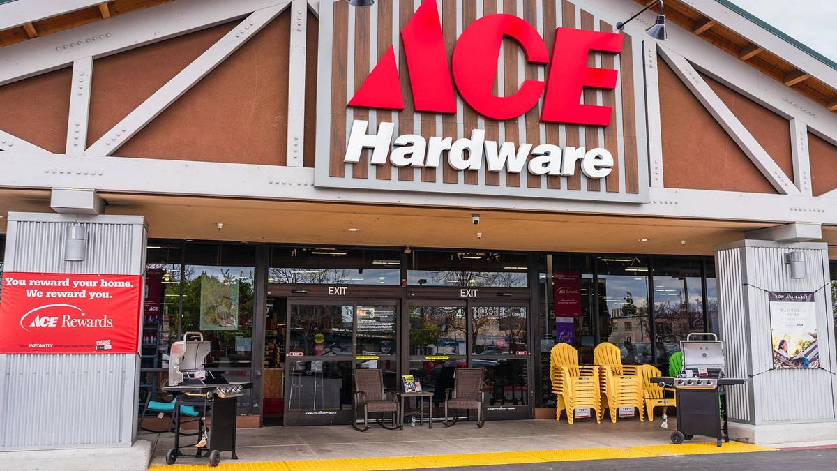  Another Ace Hardware store operator files for Chapter 11 bankruptcy to reorganize locations. Sundry Photography/Shutterstock