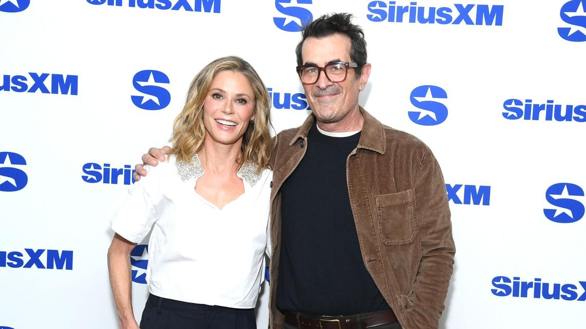 ‘Modern Family’ Stars Ty Burrell and Julie Bowen on Preventing Meningitis B