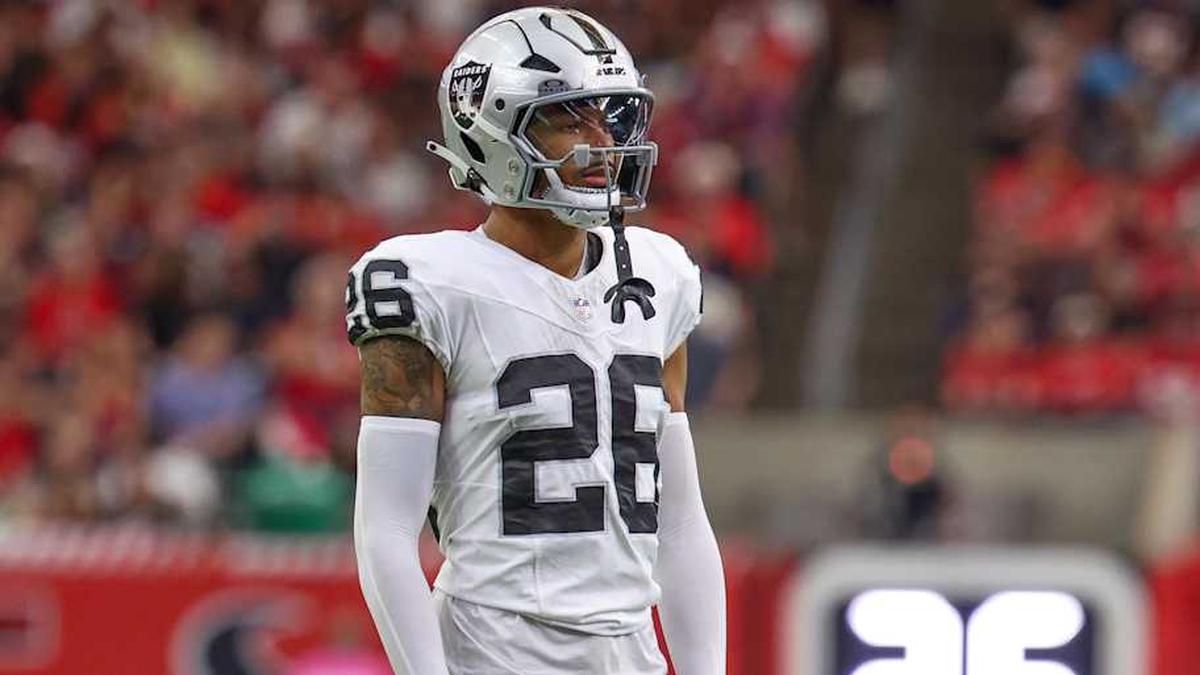  Dec 21, 2025; Houston, Texas, USA; Las Vegas Raiders cornerback Darien Porter (26) during a television timeout against the Houston Texans in the first quarter at NRG Stadium. Mandatory Credit: Thomas Shea-Imagn Images | Thomas Shea-Imagn Images 