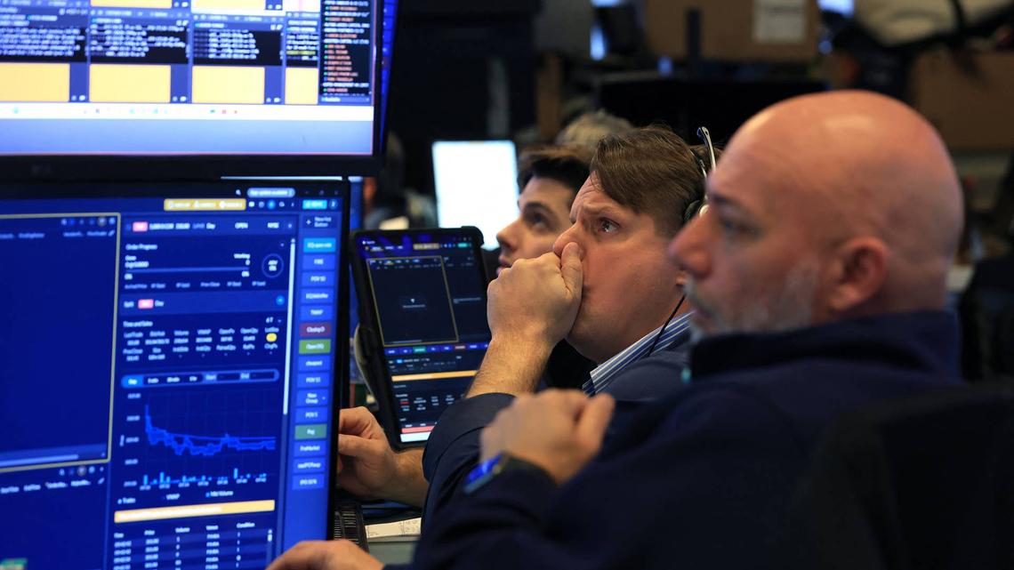 SoFi's Liz Thomas urges caution on AI, semiconductor sector for investors 