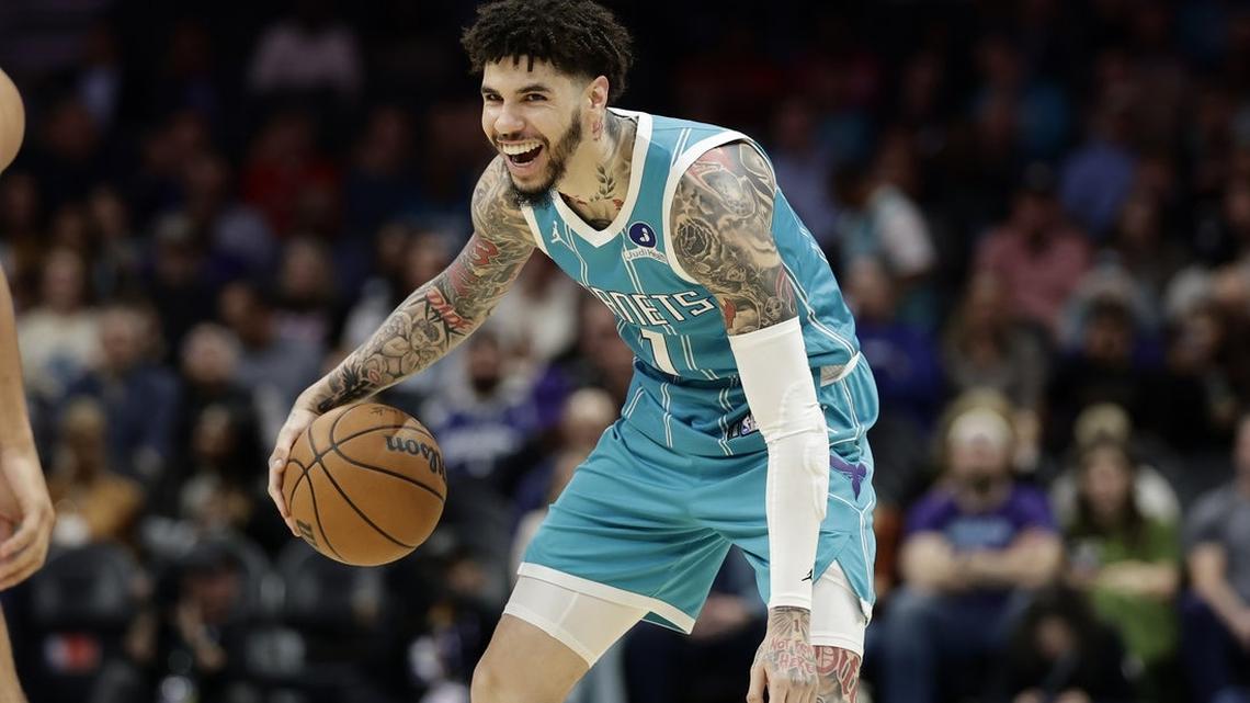 Streaking Hornets see opportunity against lowly Kings 