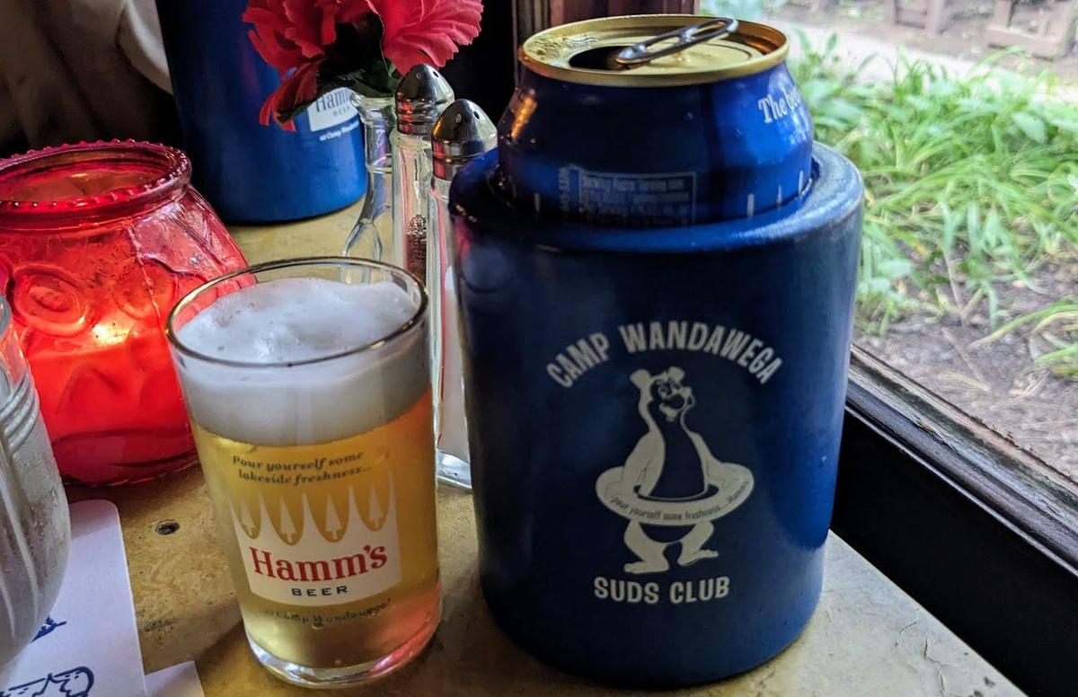 A delicious pour of one of the best beers on the planet.