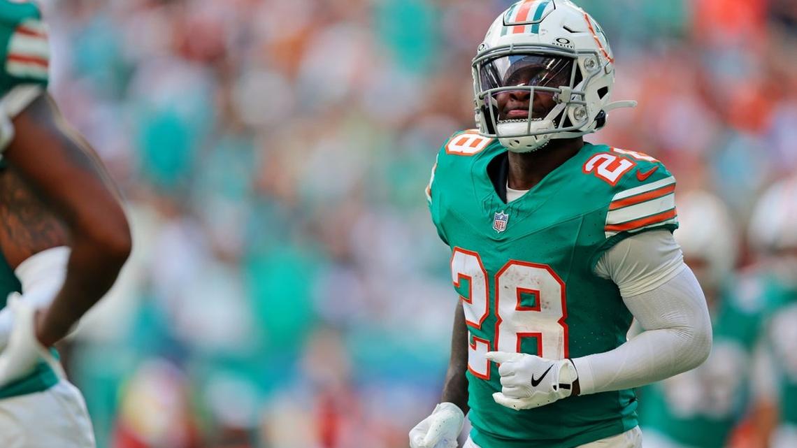 Report: Dolphins first, Steelers last in NFLPA report cards