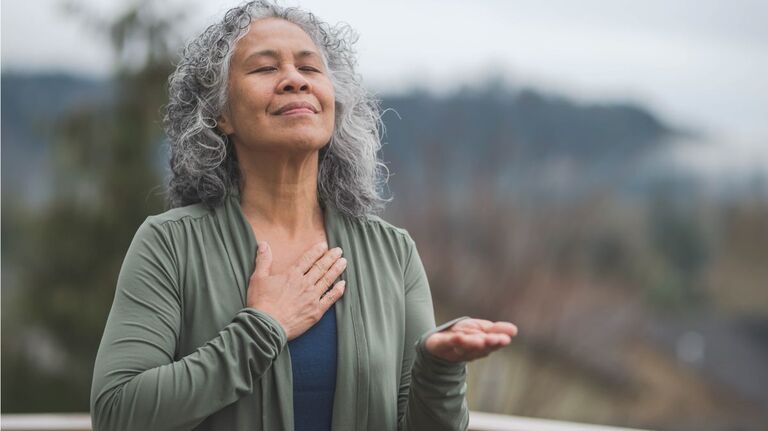 Prayer Walks Boost Weight Loss + Inner Peace: One Woman Lost 359 Lbs!