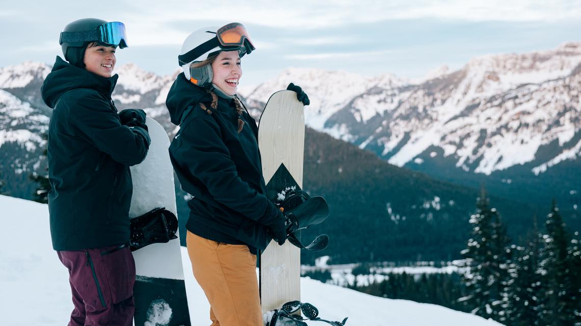 Burton's ‘Stack Your Setup' Sale Saves You 20% on Snowboard Setups 