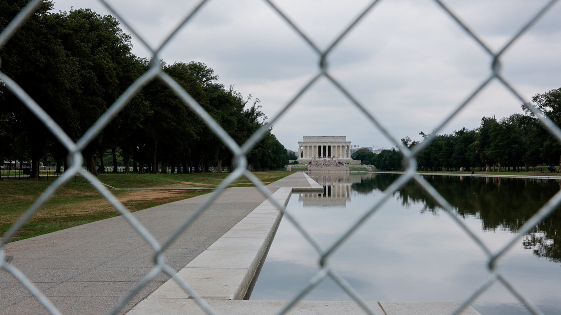 Former US Olympian pleads not guilty in Reflecting Pool vandalism case 