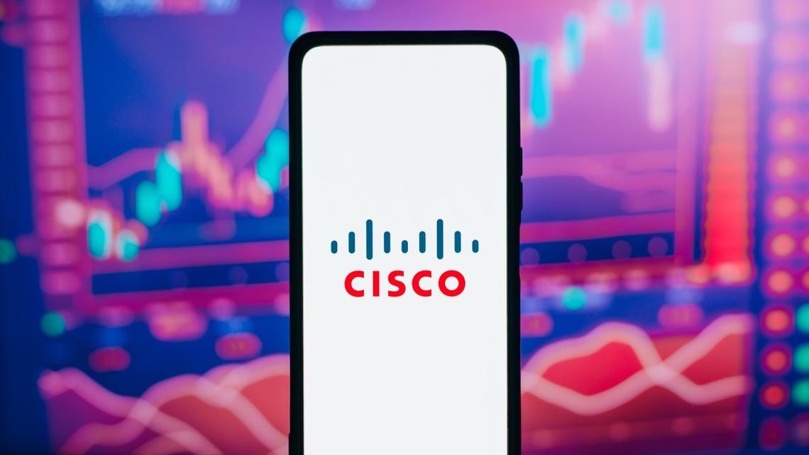 Cisco stock resets dividend payout as AI moat widens | CSCO 