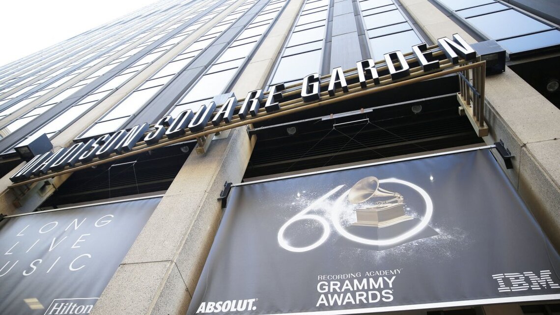 Concertgoer dies after apparent fall at Madison Square Garden 