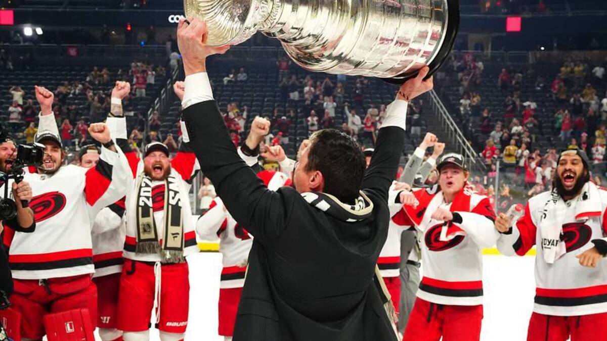  Rod Brind'Amour won the cup with the Hurricanes in 2006 as the captain and now in 2026 as the head coach. | Brian Babineau/NHLI/Getty Images 