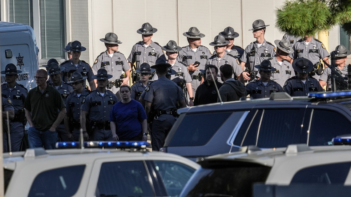 Kentucky State Police trooper shot and killed on I-65: What we know so far
