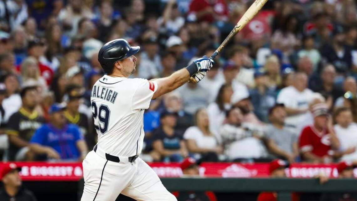Cal Raleigh's grand slam more than enough for Mariners vs. Reds 