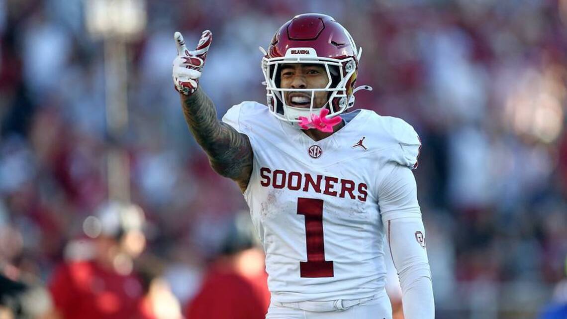 Fantasy College Football Picks on DraftKings for Week 9's Main DFS Slate
