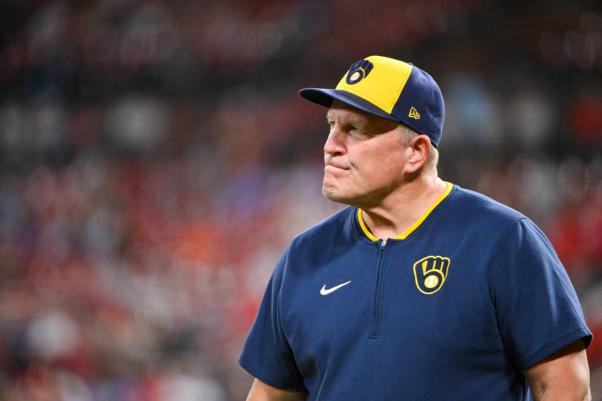  Milwaukee Brewers manager Pat Murphy (49). © Sam Navarro-Imagn Images © Jeff Curry-Imagn Images