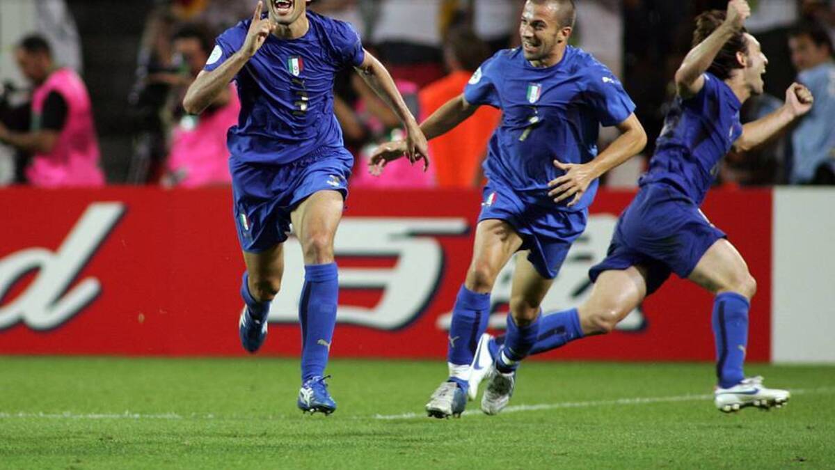  Fabio Grosso couldn't hold back his tears. | Alessandro Sabattini/Getty 