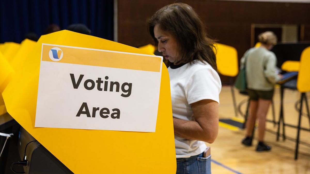 Voters cast their votes inside Rogers Park Community Center on Monday, June 1, 2026, in Inglewood, California. (Kayla Bartkowski/Los Angeles Times/TNS)
