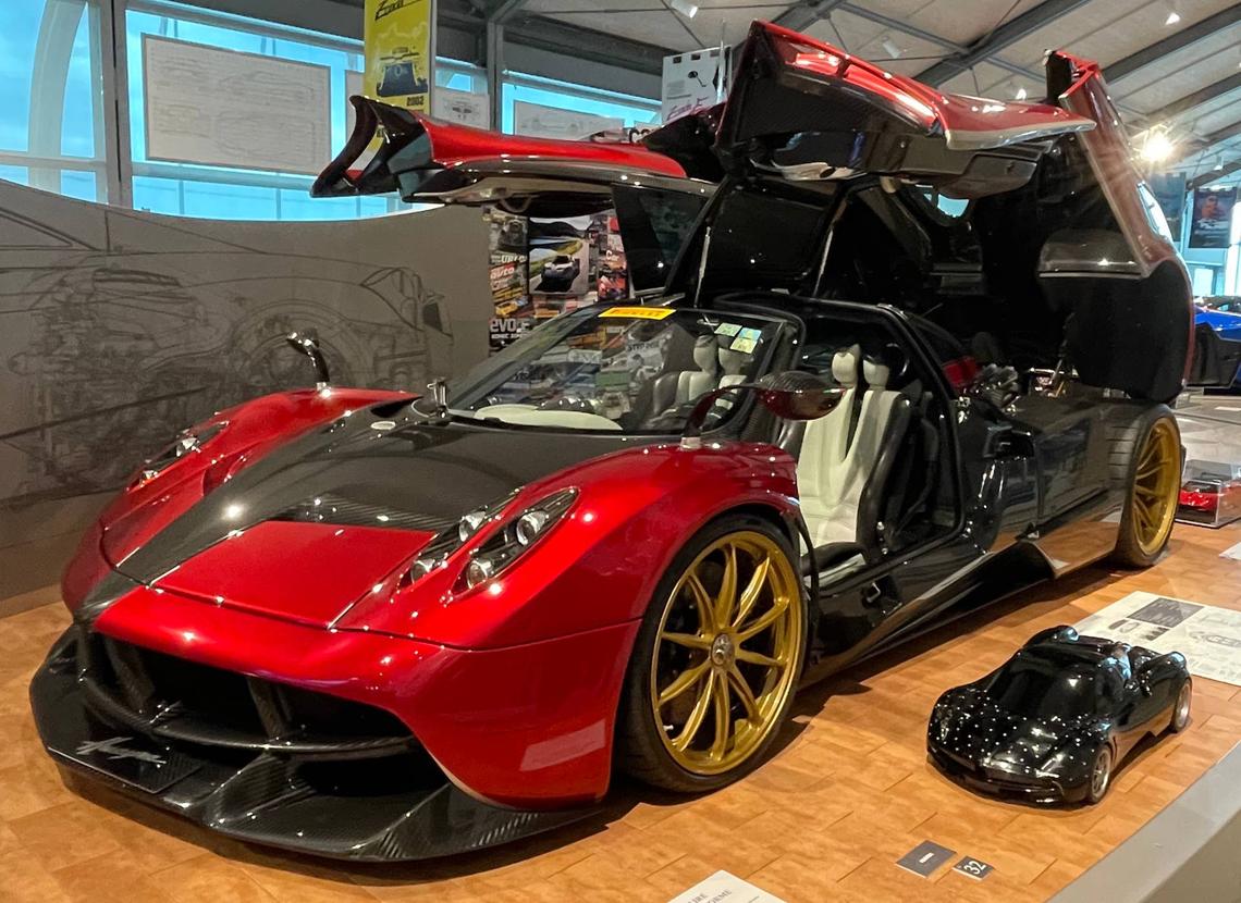  Pagani Huayra Coupe Stephen Fogel