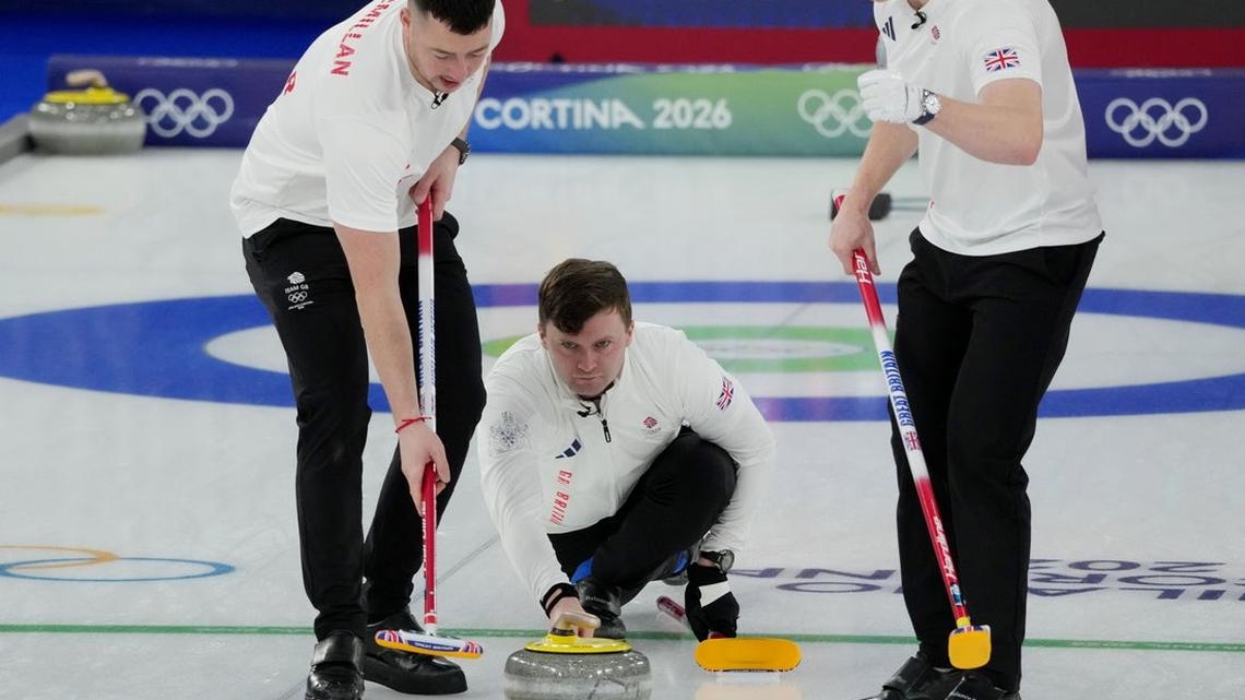 World champs Great Britain to play Canada for men's curling gold 