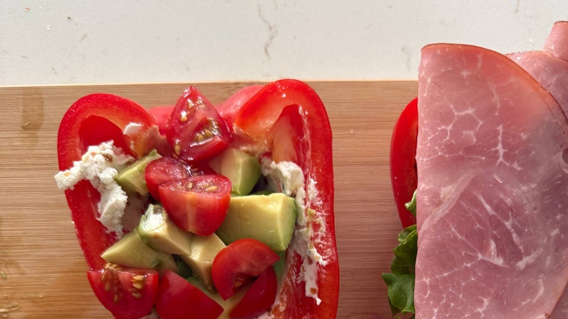 I Tried the Viral Bell Pepper Sandwich and It's the Crunchy Lunch I Didn't Know I Needed 