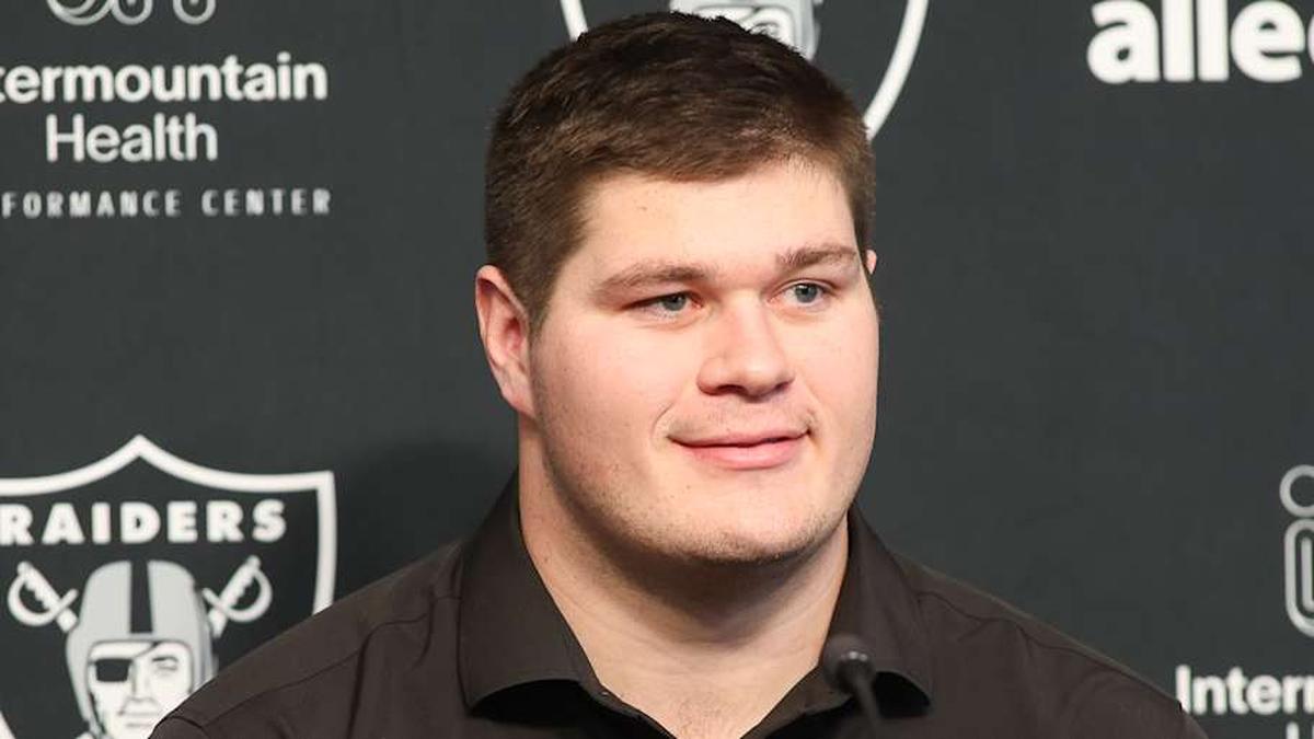  Las Vegas Raiders superstar C Tyler Linderbaum | Darrell Craig Harris, On SI 