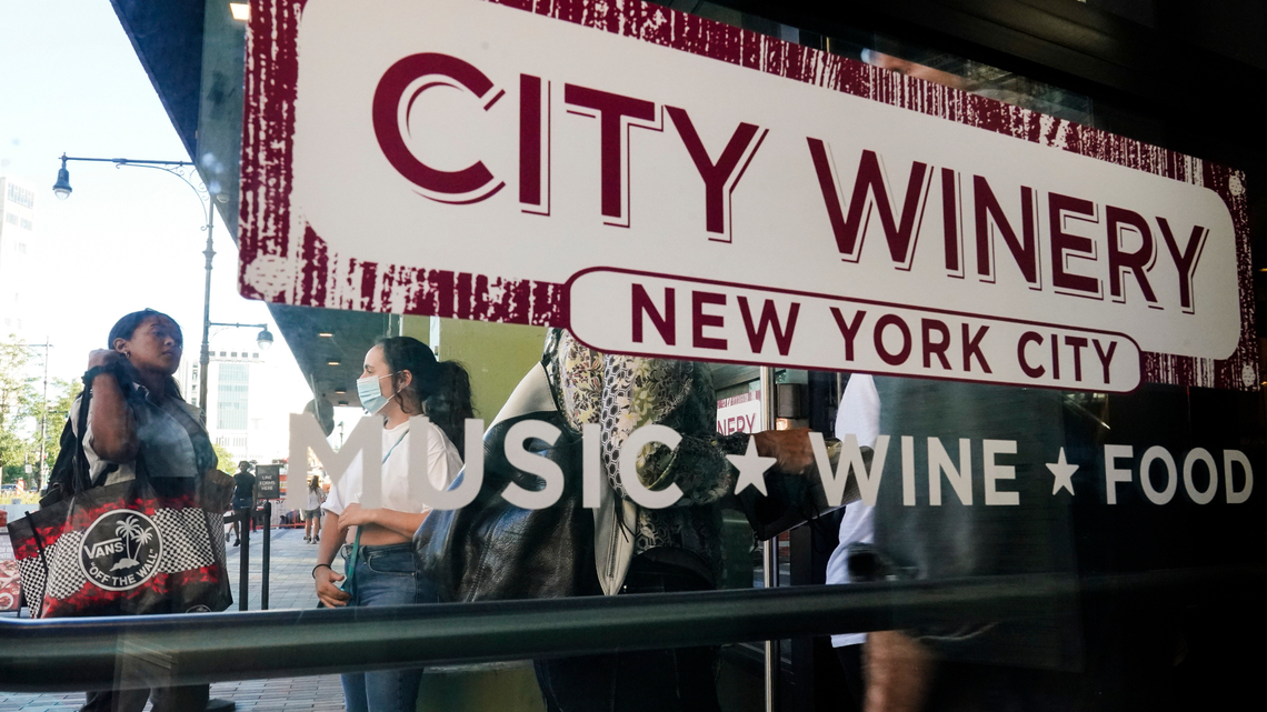 Nueva York, una ciudad que poco a poco abre sus puertas | Opinión