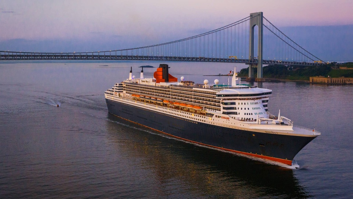  Queen Mary 2 sails regular transatlantic crossings between New York and Southampton. 
