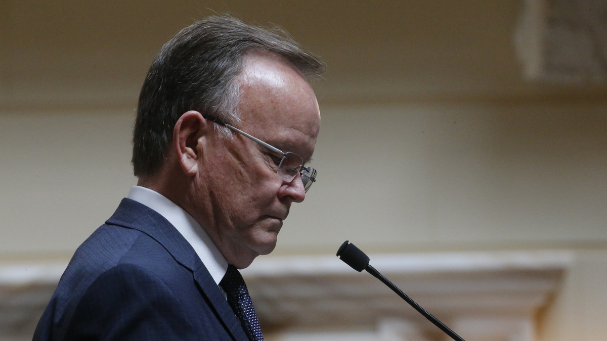  Utah Senate President J. Stuart Adams leads the Utah Legislature’s virtual special session in a nearly empty Senate chambers at the Utah State Capitol on April 16, 2020, in Salt Lake City. (AP Photo/Rick Bowmer) 