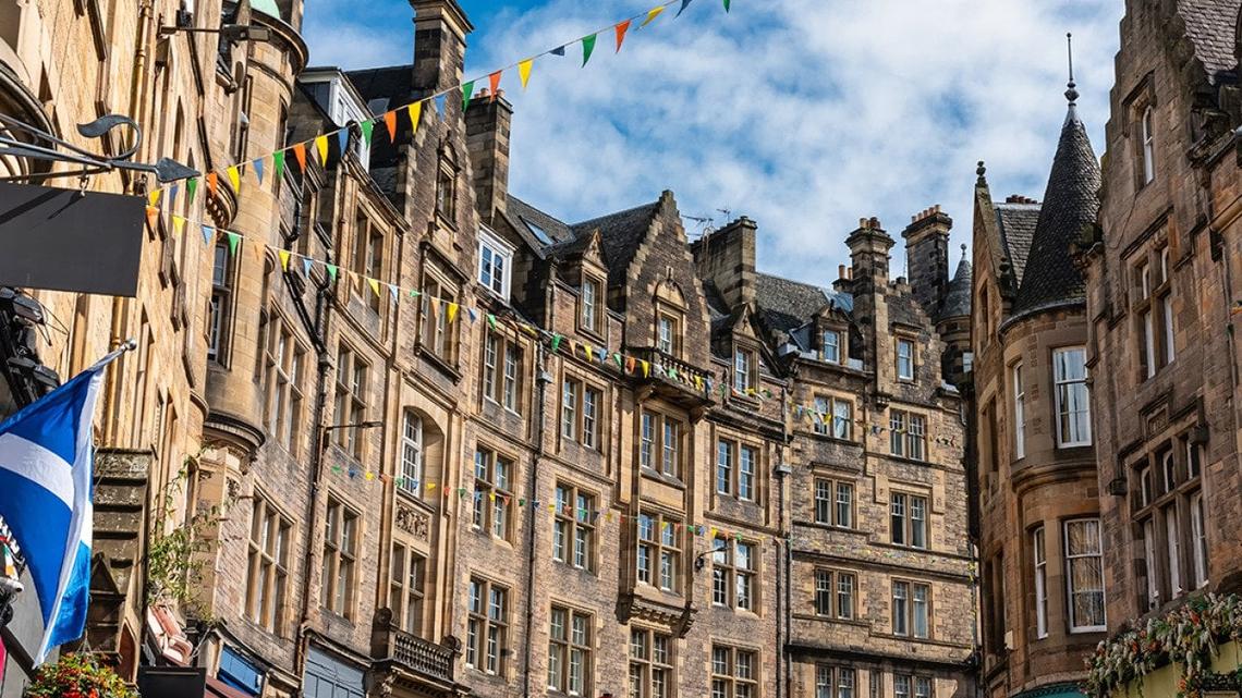 10 memorable destinations for Gen Z first-time international travelers 